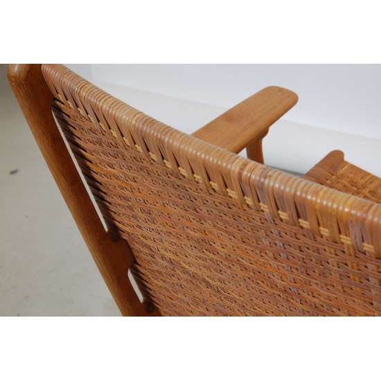 Buy Wegner lounge chair CH 27 CPH Classic